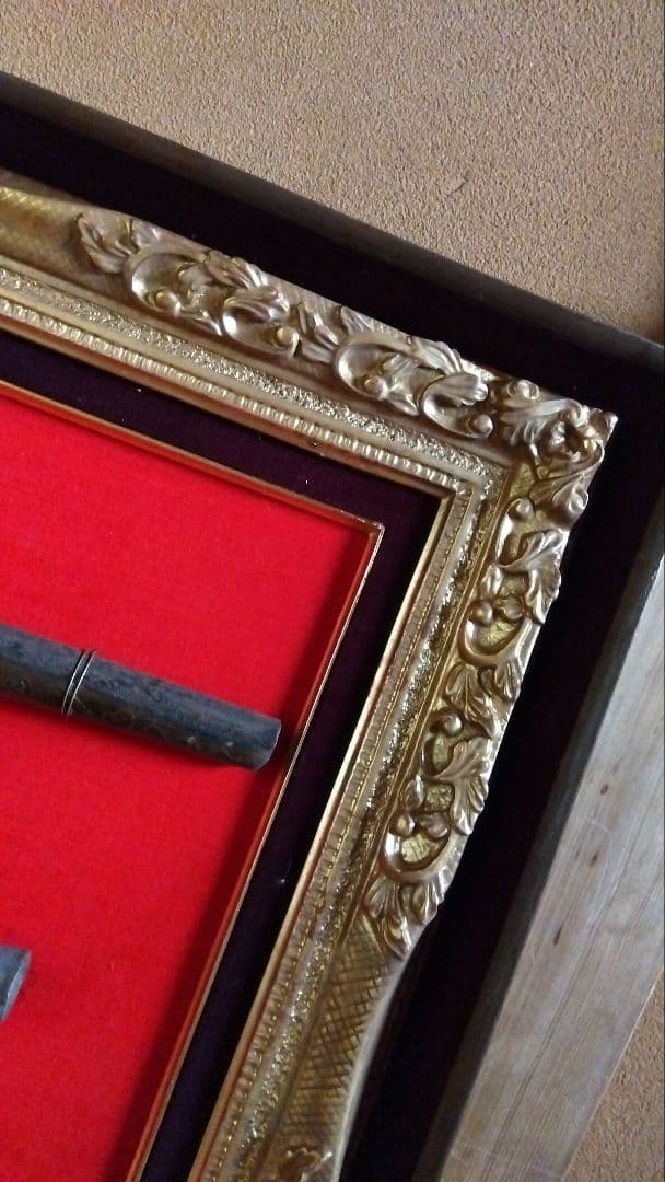 アンティークピストルセット　装丁済み　額縁