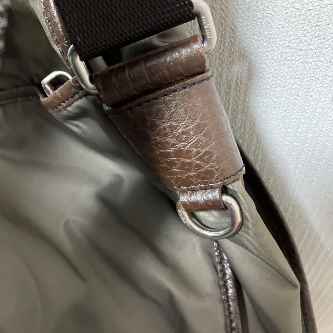 晴*子様 PRADA プラダ テスート ナイロン ショルダーバッグ カーキ メン