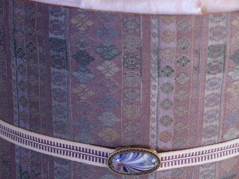 織りの両面名古屋帯（唐花文、花菱古典文）長378 全通総柄　正絹美品