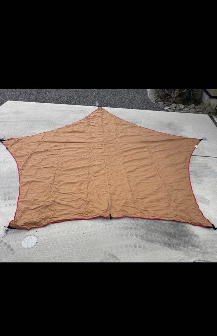 テンマクデザイン　ムササビウイング1回のみ使用 ポール付き