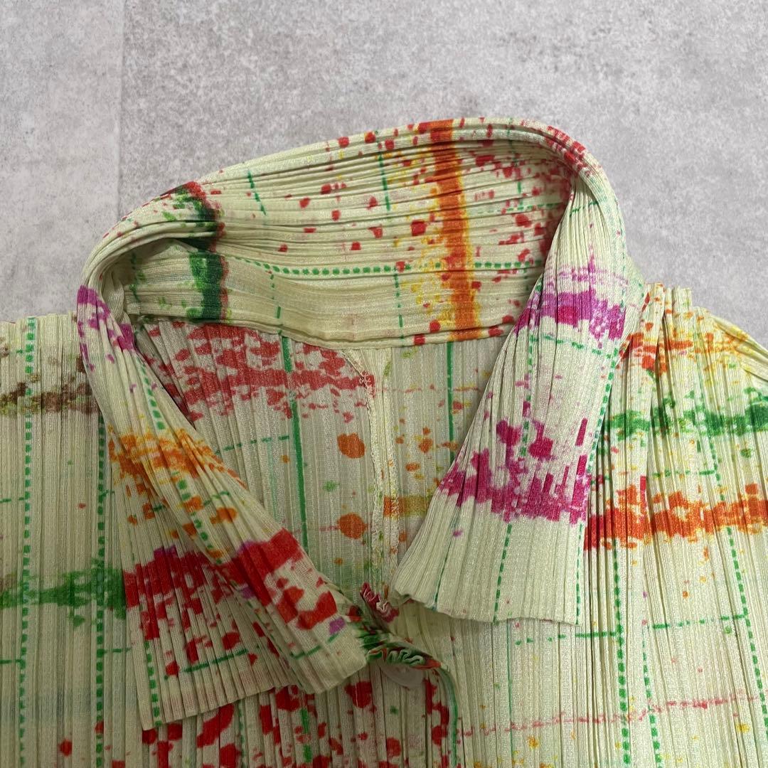 【美品】プリーツプリーズ　総柄　長袖シャツ　ペイント風　3