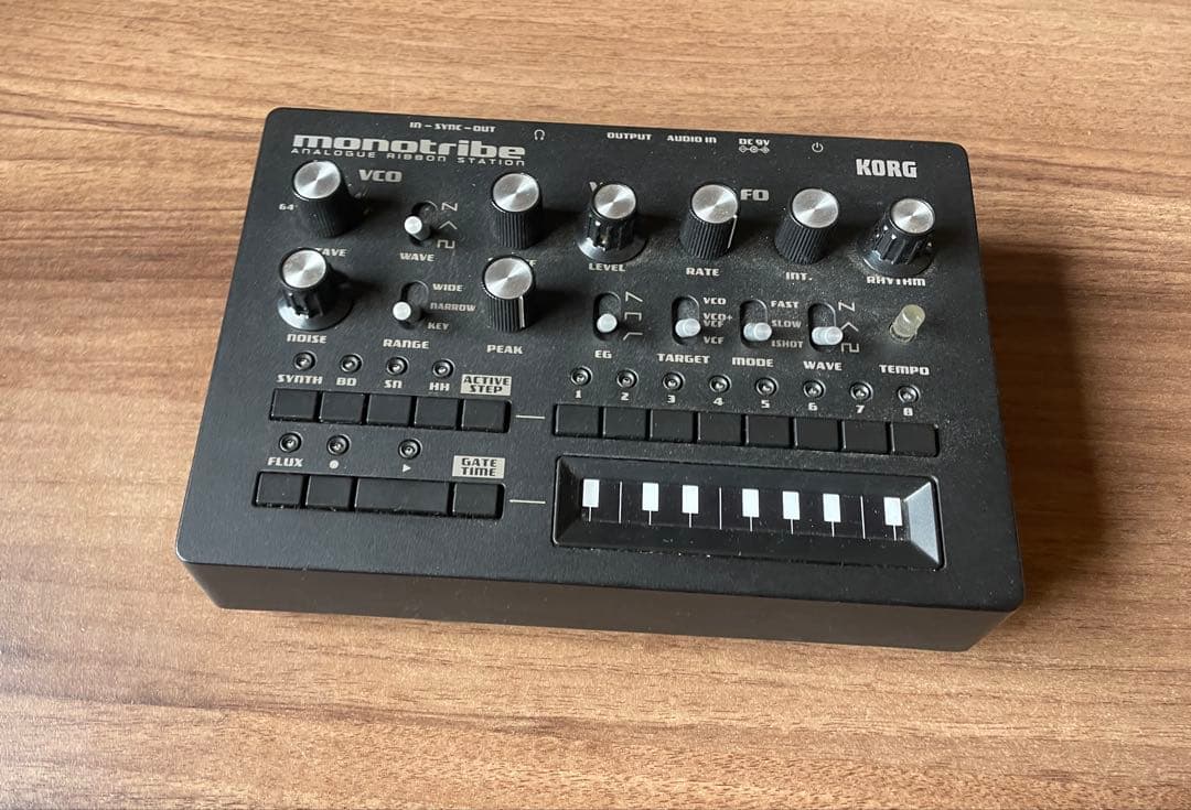 KORG monotribe アナログシンセサイザー モノトライブ コルグ
