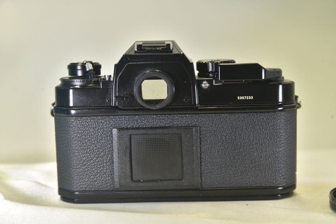 Nikon FA フィルム一眼レフカメラ NIKONストラップ、ボディキャップ