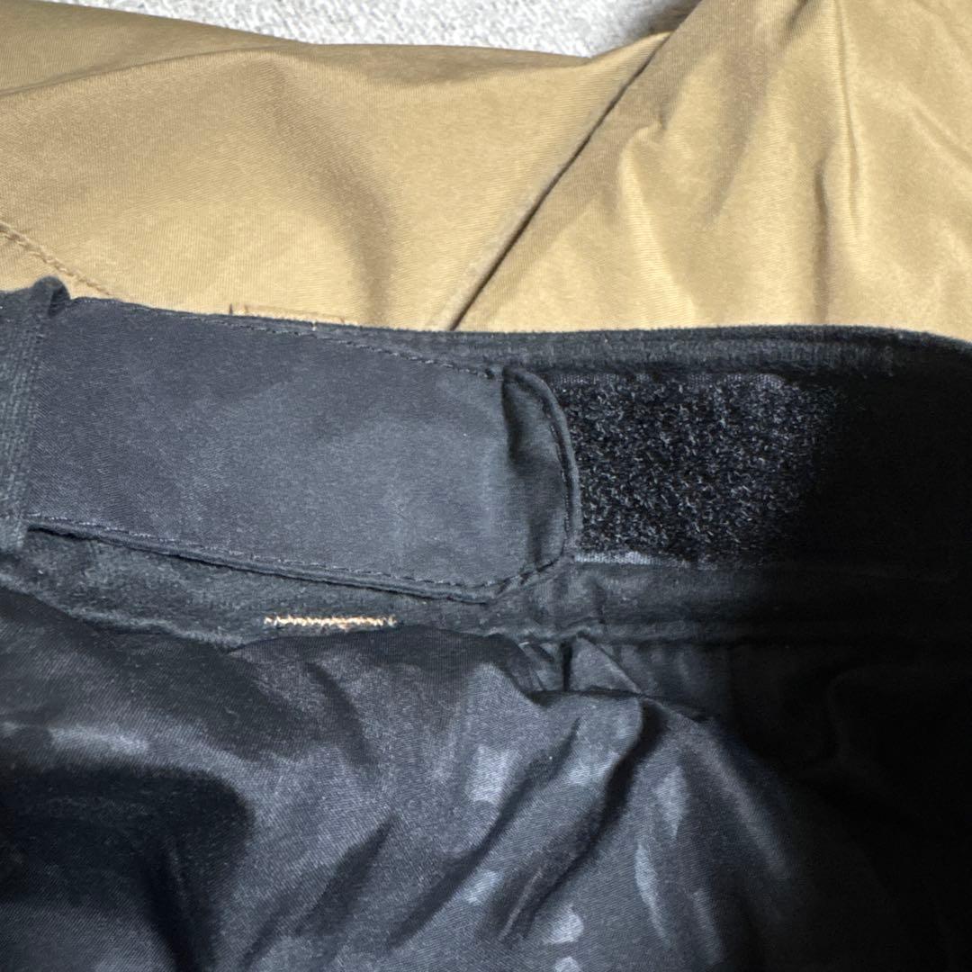 VOLCOM GORE-TEXスノーボードパンツ レディース ベージュ　Sサイズ