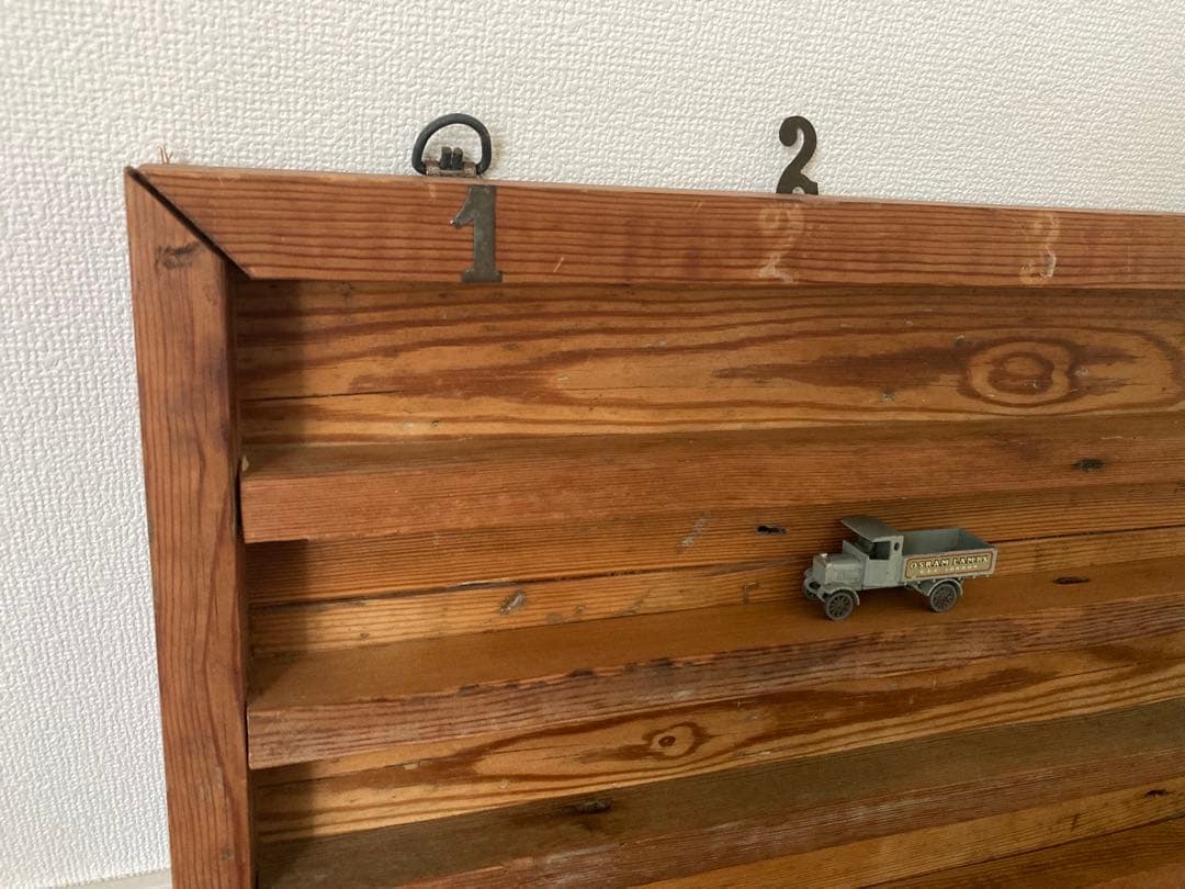 アンティークパインシェルフ