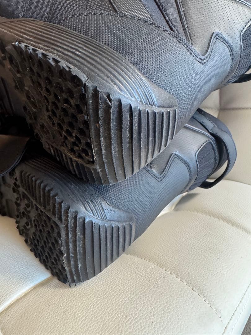 美品3回使用　26.0cm FLOW スノーボードブーツ ブラック 男性VEGA