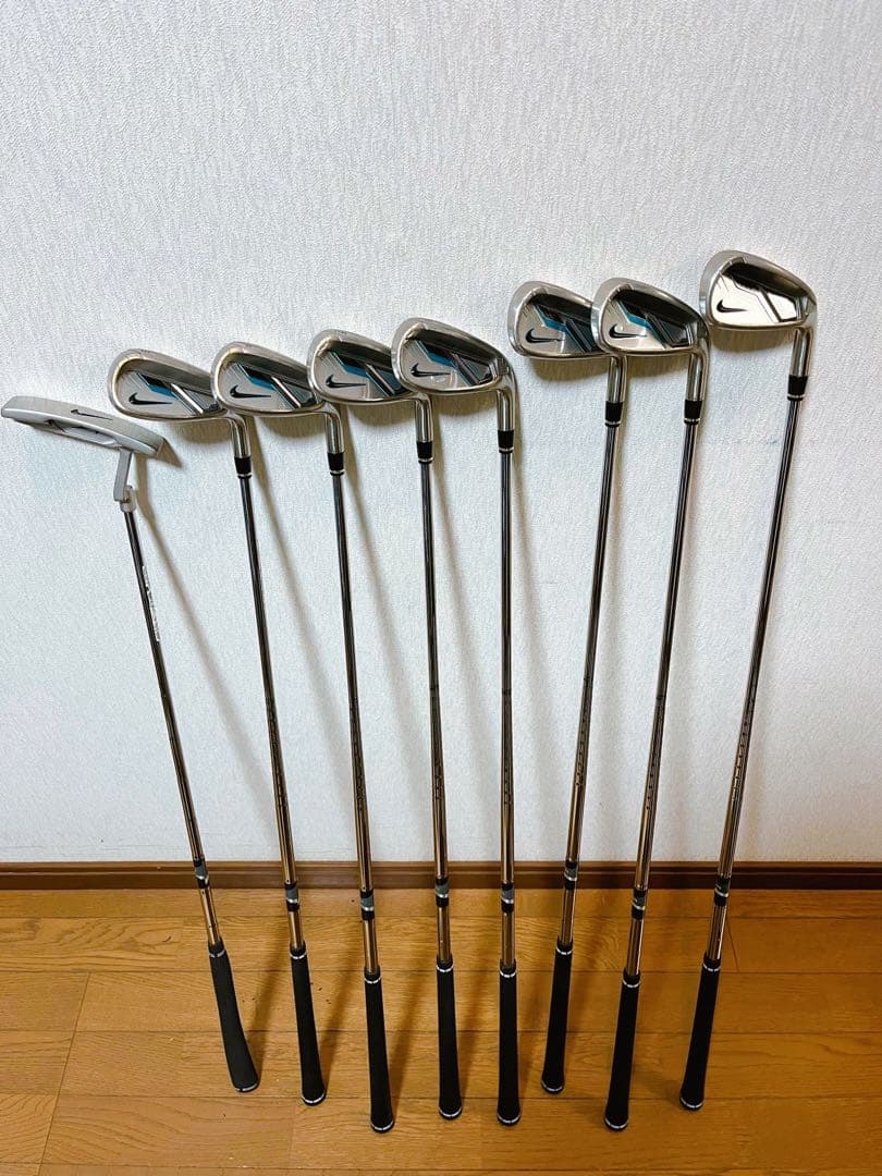 NIKEナイキ ゴルフクラブキャディバッグセット 初心者向け 未使用ボール24個