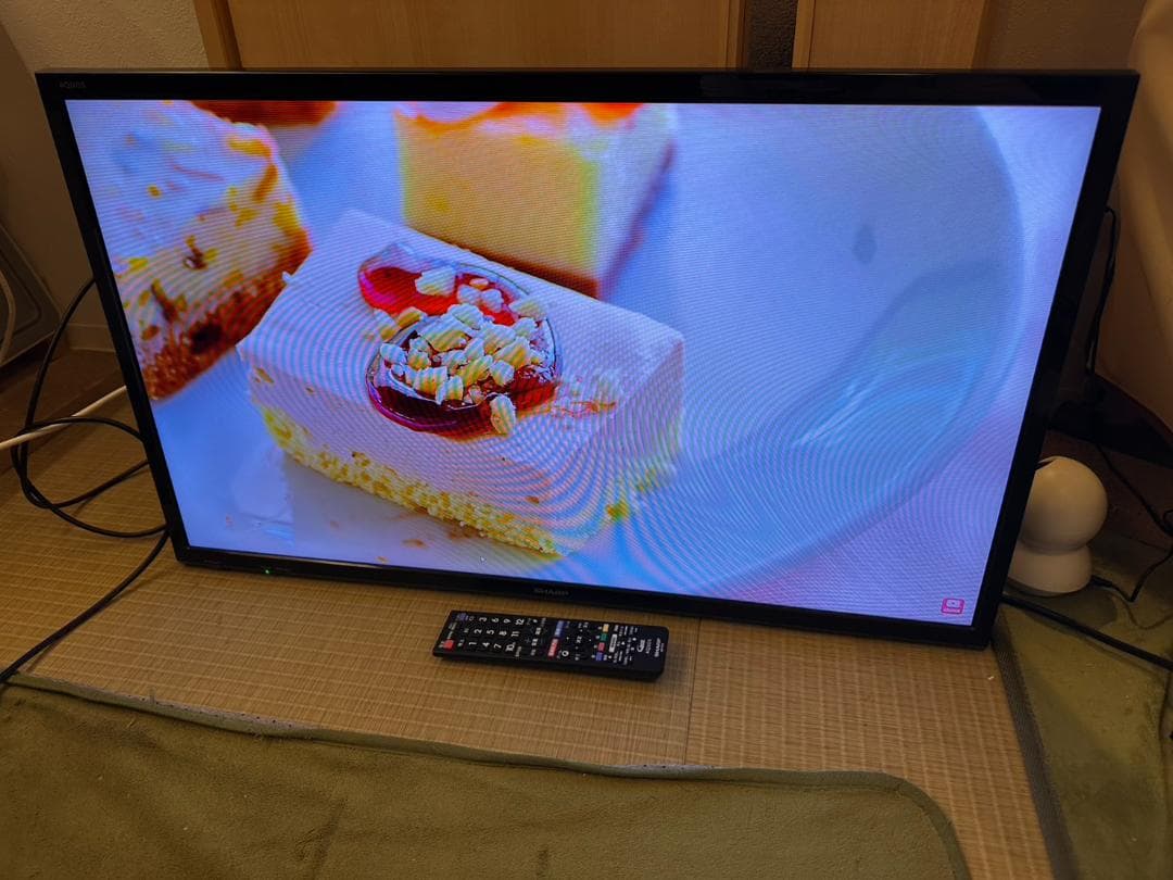 SHARP シャープ　32型　テレビ 2T-C32AE1 2019年製　超美品！