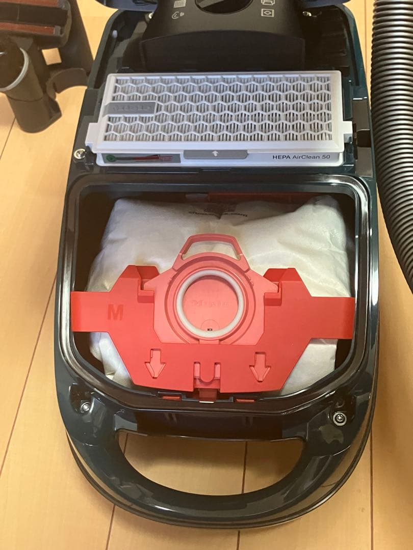 Miele ミーレ 掃除機 コンパクト C2 HS14 SDC04