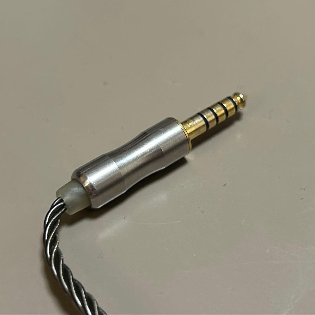 イヤホン Oriolus Isabellae