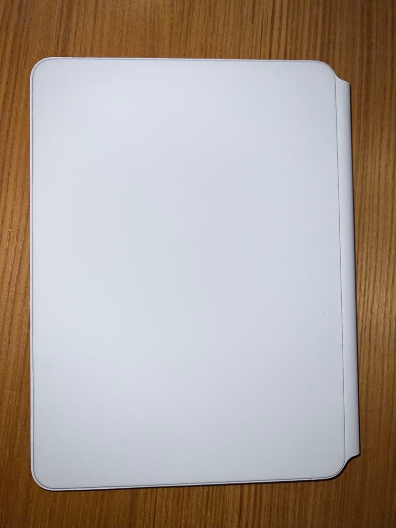 【極美品】11インチiPad Pro用Magic Keyboard ホワイト