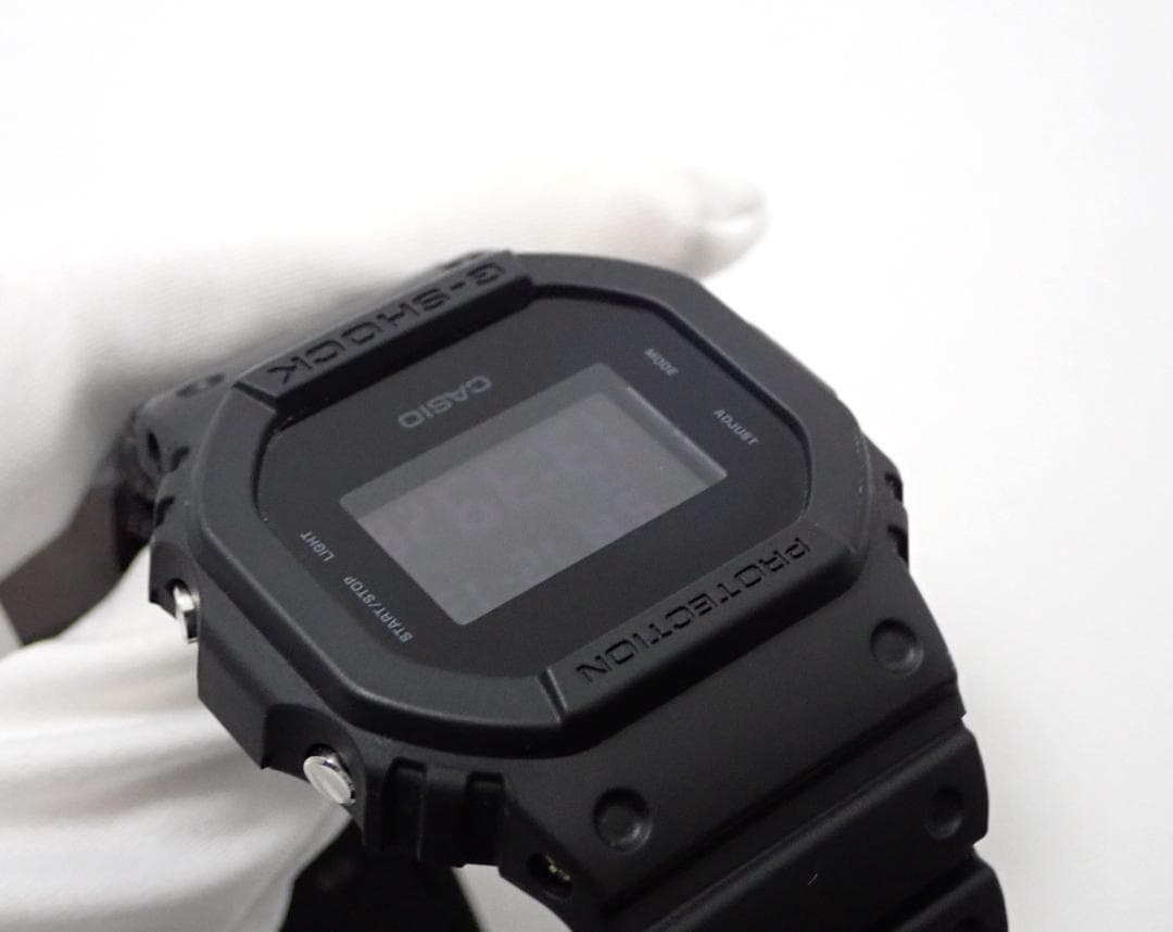 美品 CASIO G-SHOCK DW-5600UBB-1JF 国内正規品
