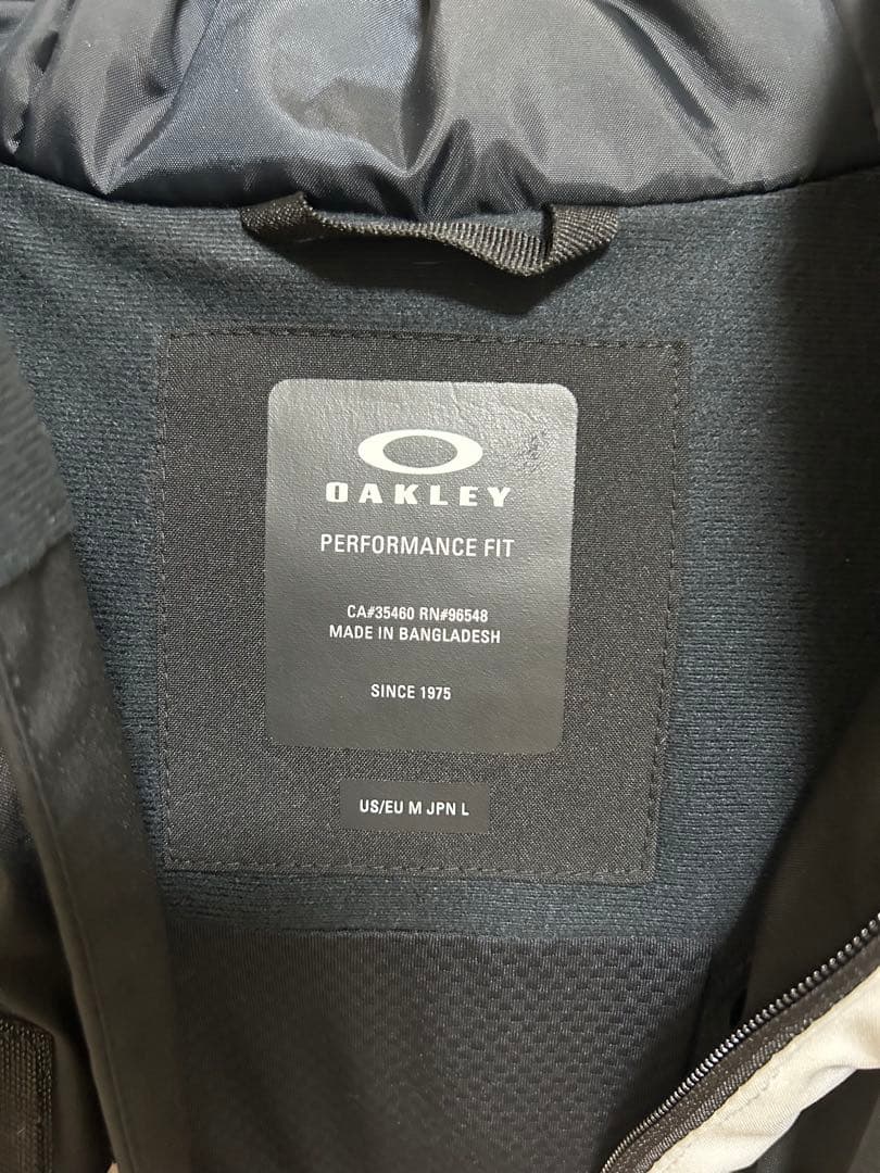 オークリー　スノーボードウェア　セット　※パンツはオークリーではありません。