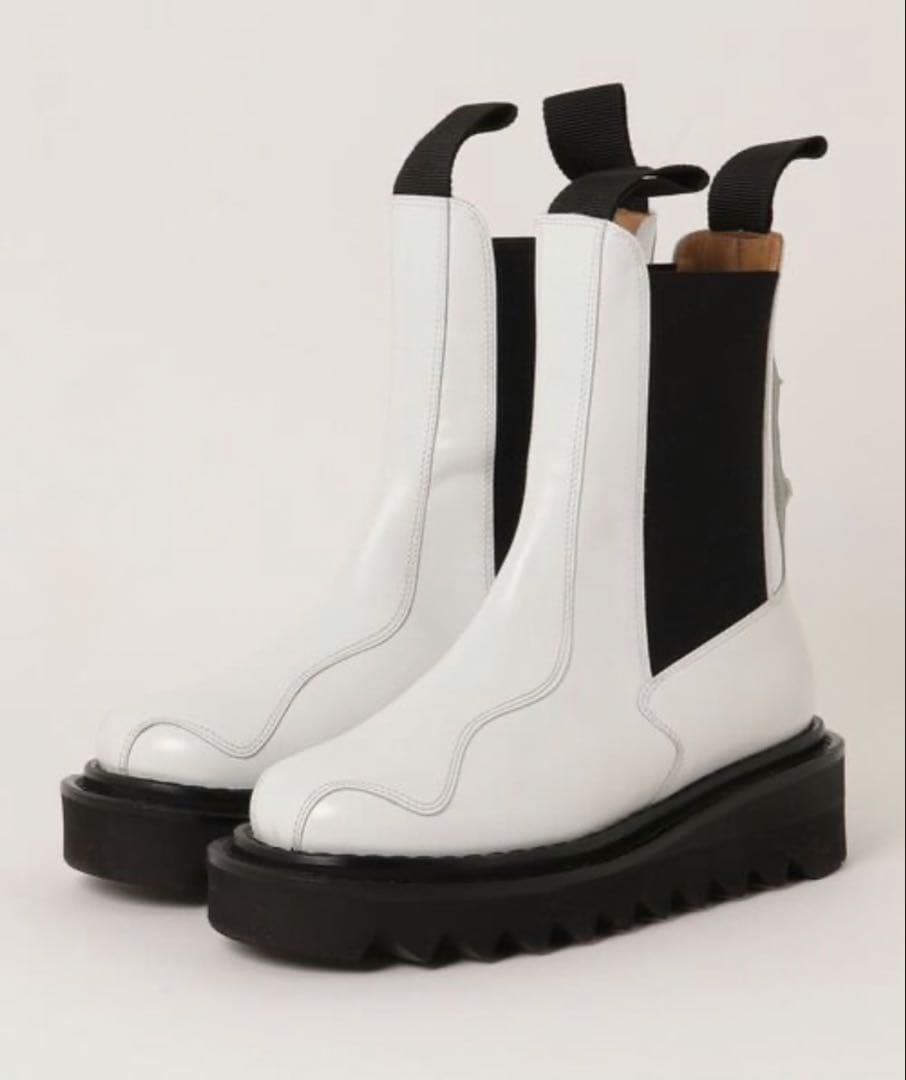 TOGA PULLA トーガプルラ　SIDE GORE BOOTS