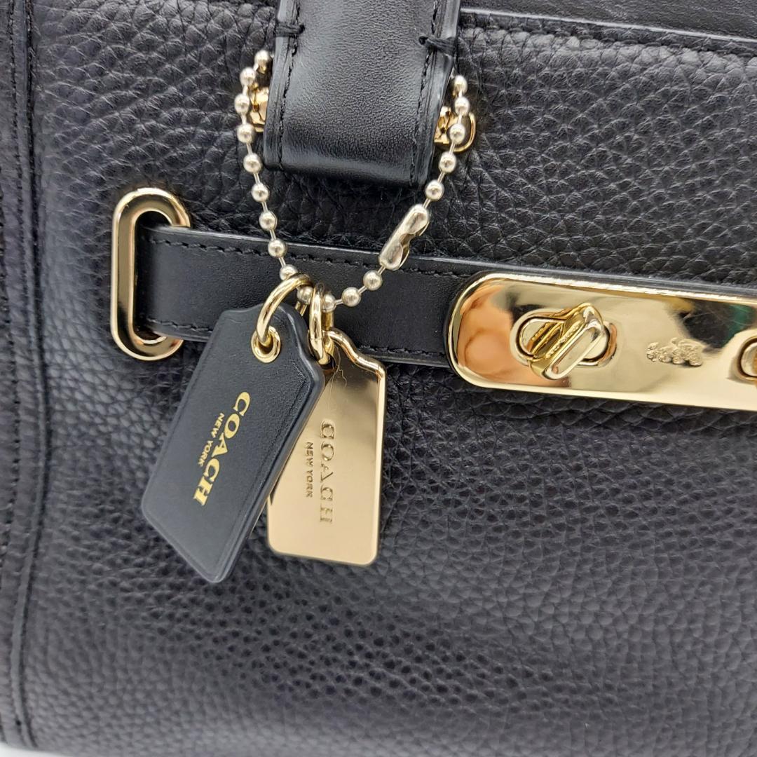 美品　COACH ハンドバッグ　黒　ストラップ　保存袋付き