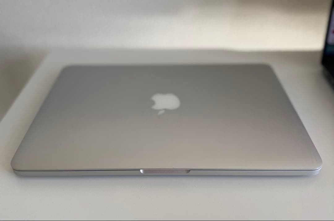 MacbookPro 2015 13インチ 今年最新mac os Sequoia