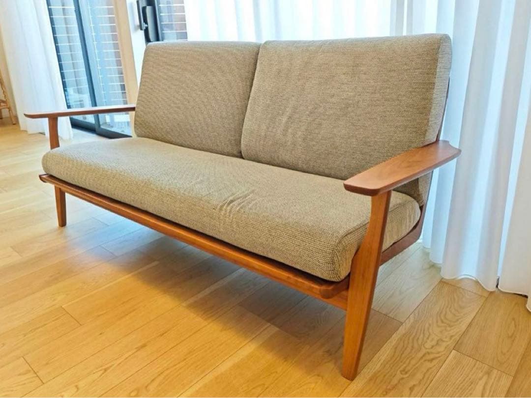 カリモク 木製フレーム ２人掛椅子ロングソファ グレー