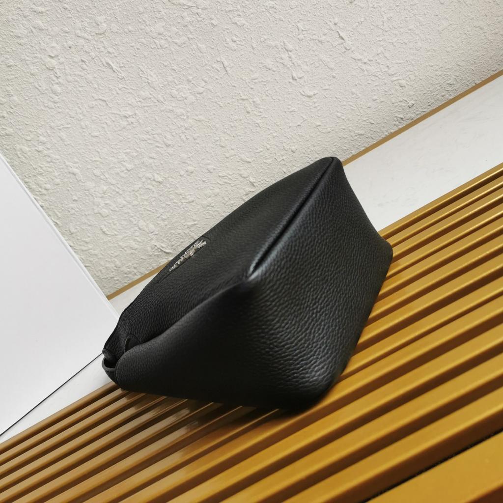 極美品！ブラック　ハンドバッグ　レザー