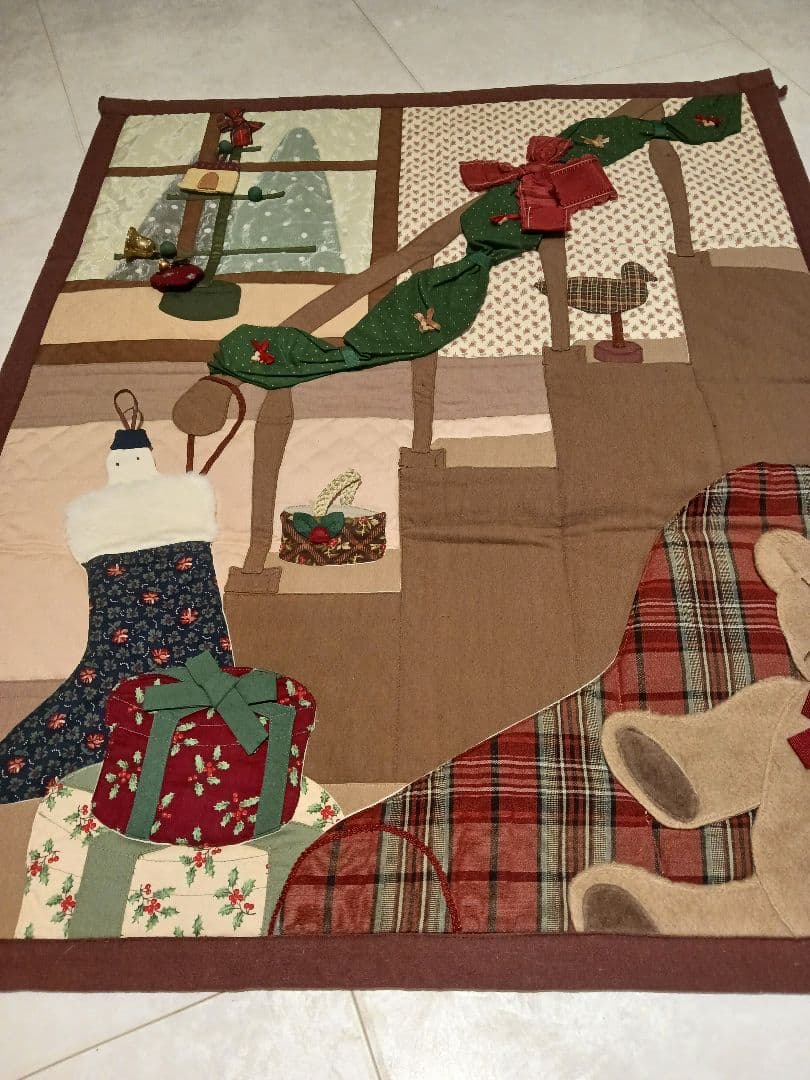 パッチワーク　クリスマス　壁掛け収納ポケット　MANYさんの作品