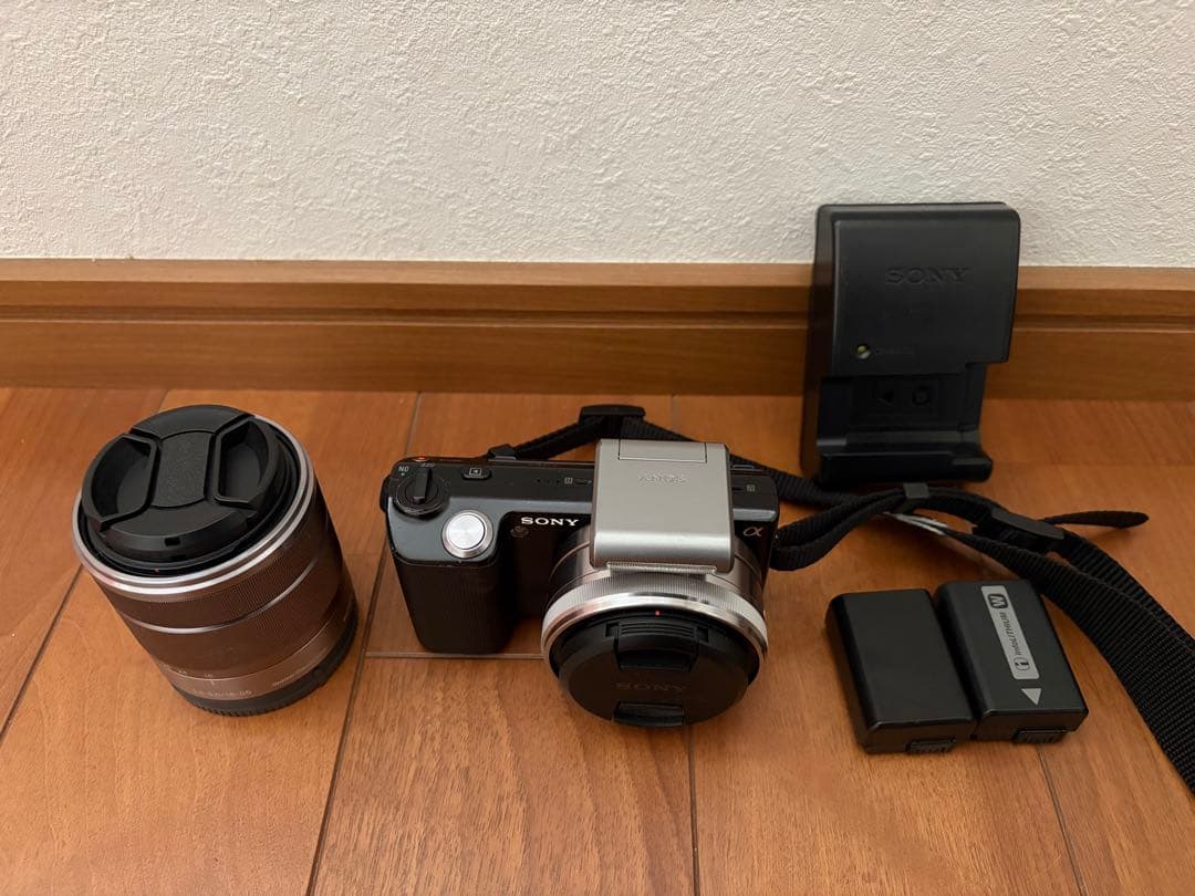 SONY α NEX-5 ミラーレス一眼カメラ 本体とレンズセット