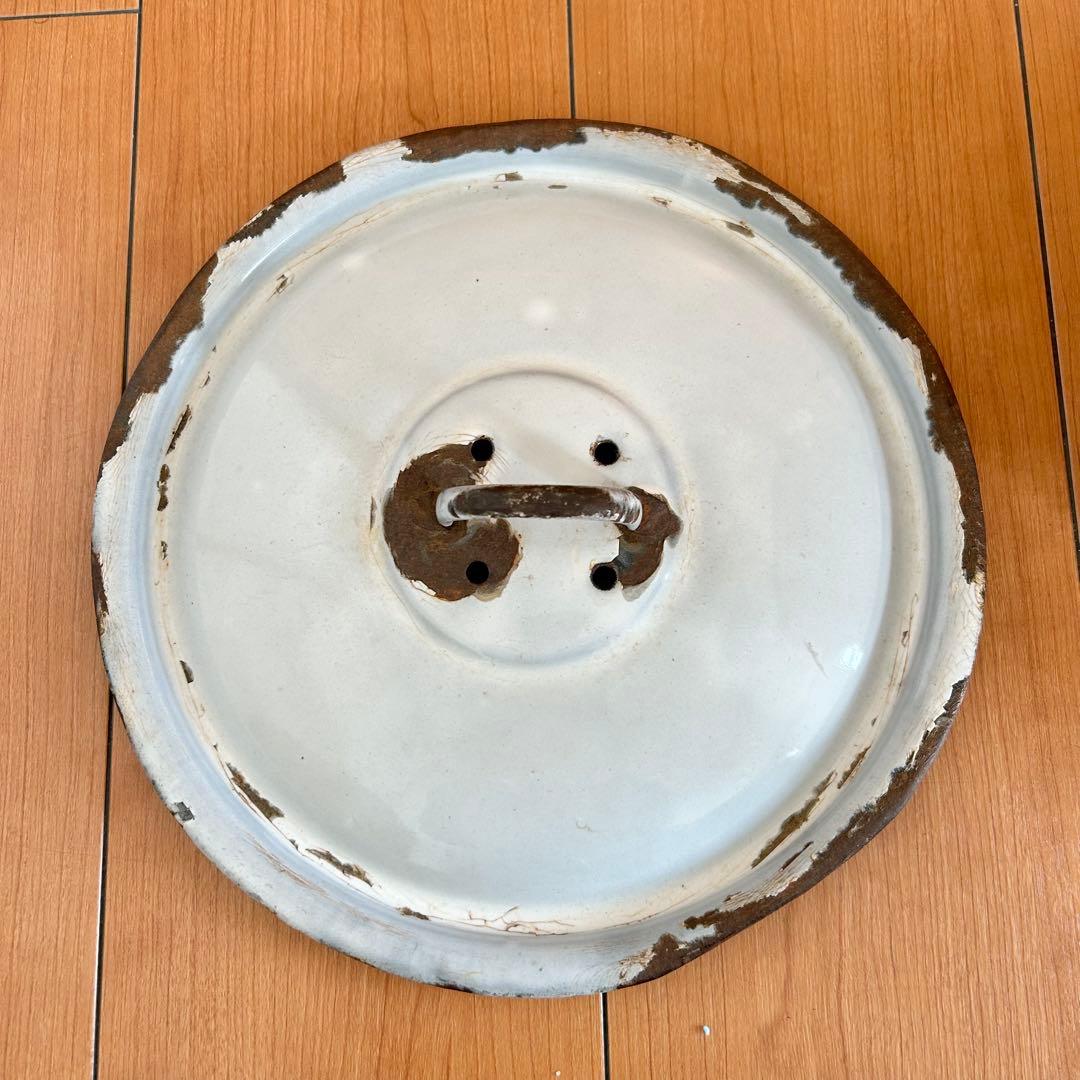 アンティーク ホーロー ブレッド缶 丸型　ホワイト イギリス レア