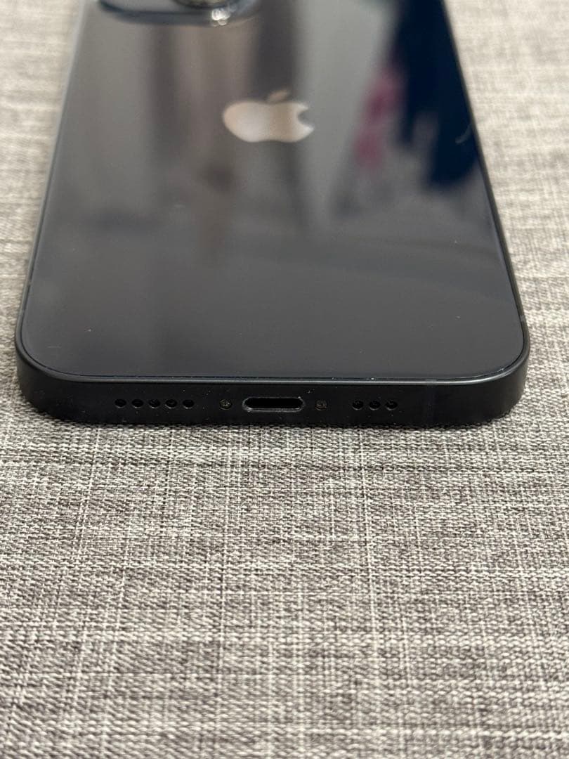 Apple iPhone 13 128GB 海外製　SIMフリー