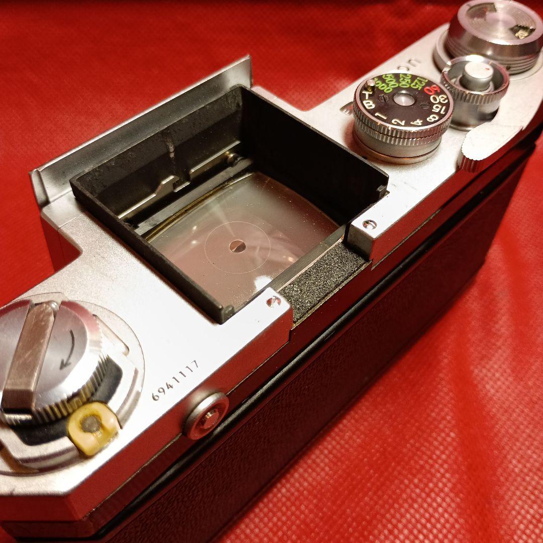 Nikon F 一眼レフカメラ 35mm Nikkorレンズ付き