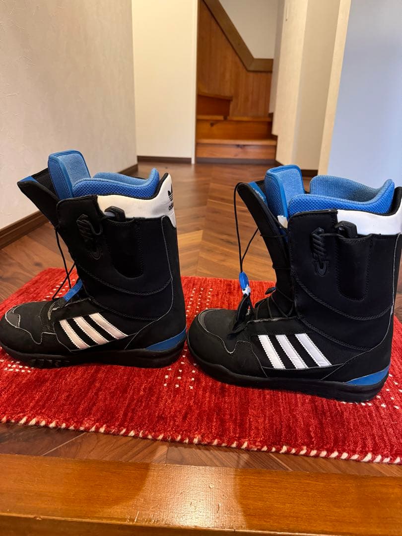 adidas スノーボードブーツ