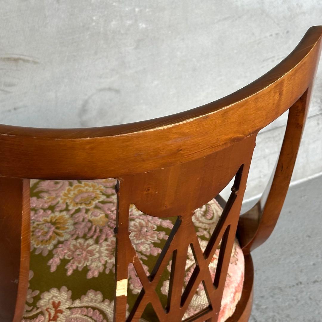 ✦ネオクラシカル様式✦透かし彫り×メダリオン装飾 ダイニングチェア アンティーク