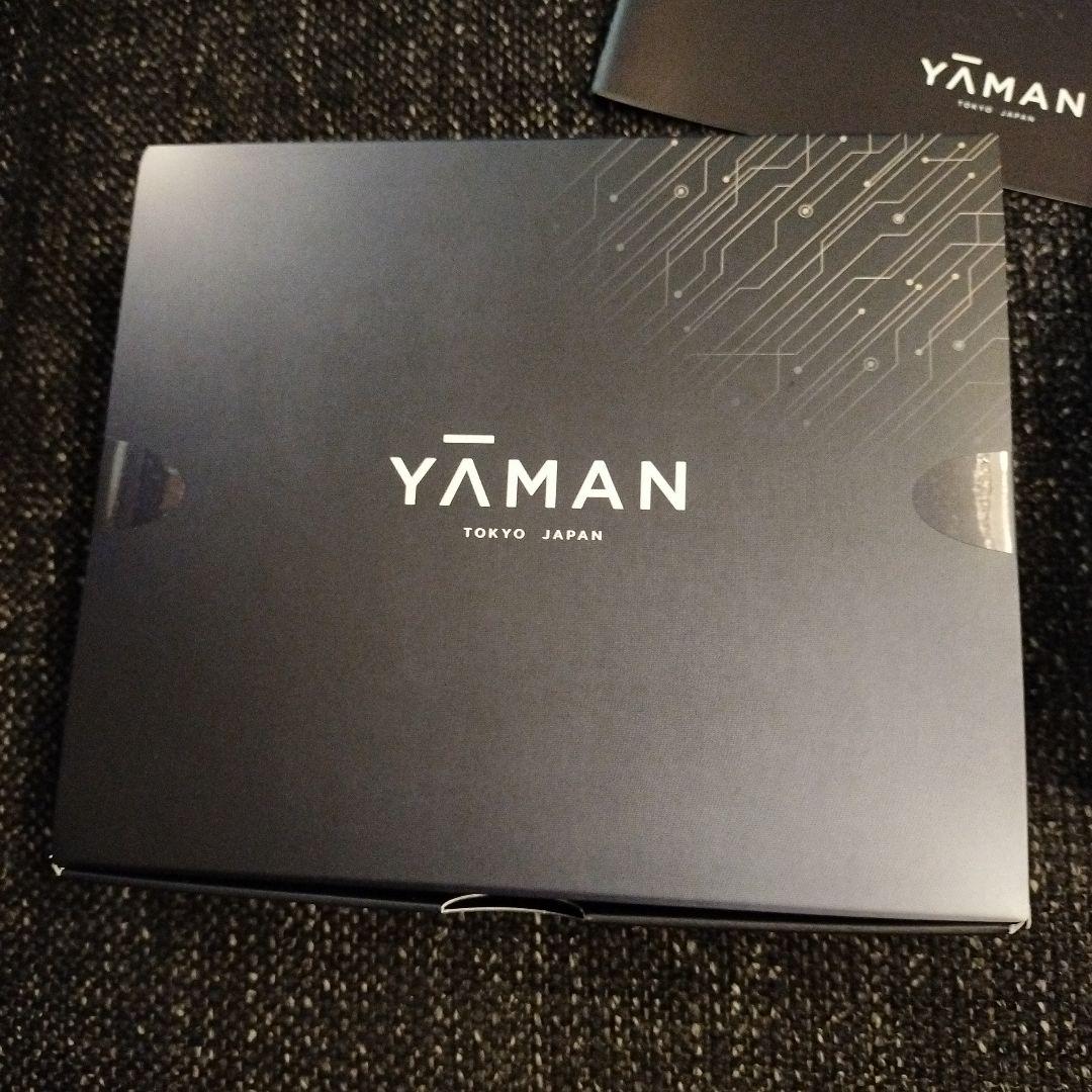 ヤーマン YA-MAN TOKYOJAPAN デザインリフト本体と付属品