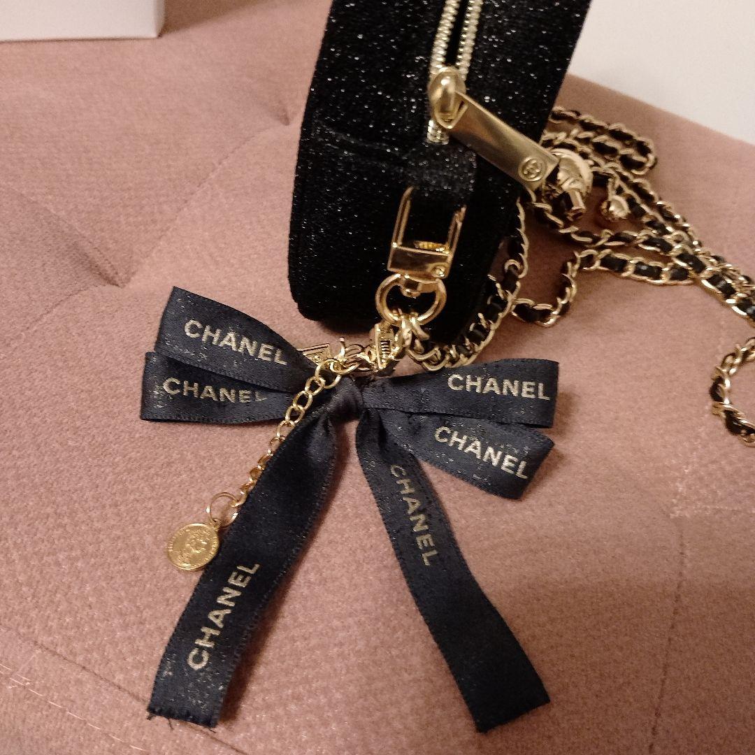 CHANEL BEAUTE ブラックショルダーバッグ