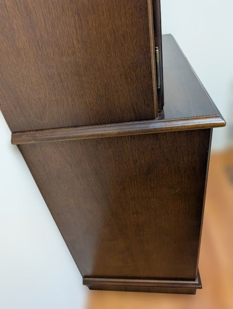 食器棚 カリモク　コロニアル　飾り棚 収納棚 本棚