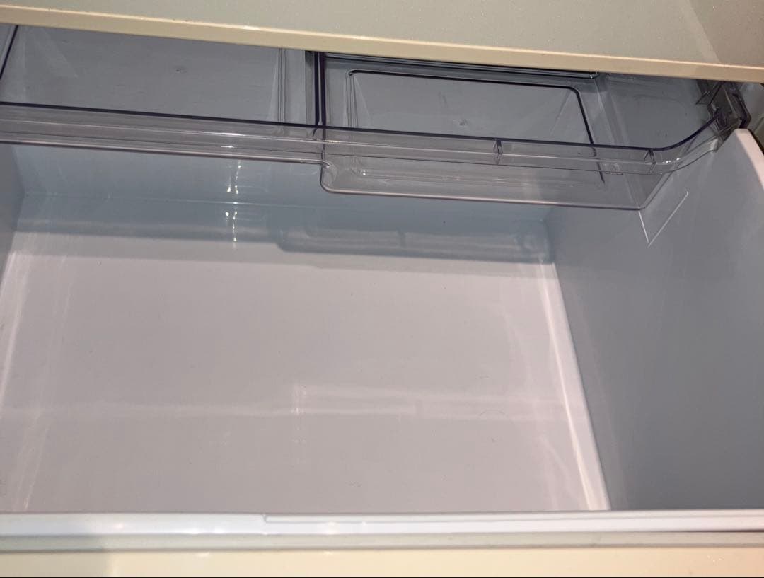 冷凍冷蔵庫 コンパクト3ドア 265L ベージュ レトロ 右開き日立 一人暮らし