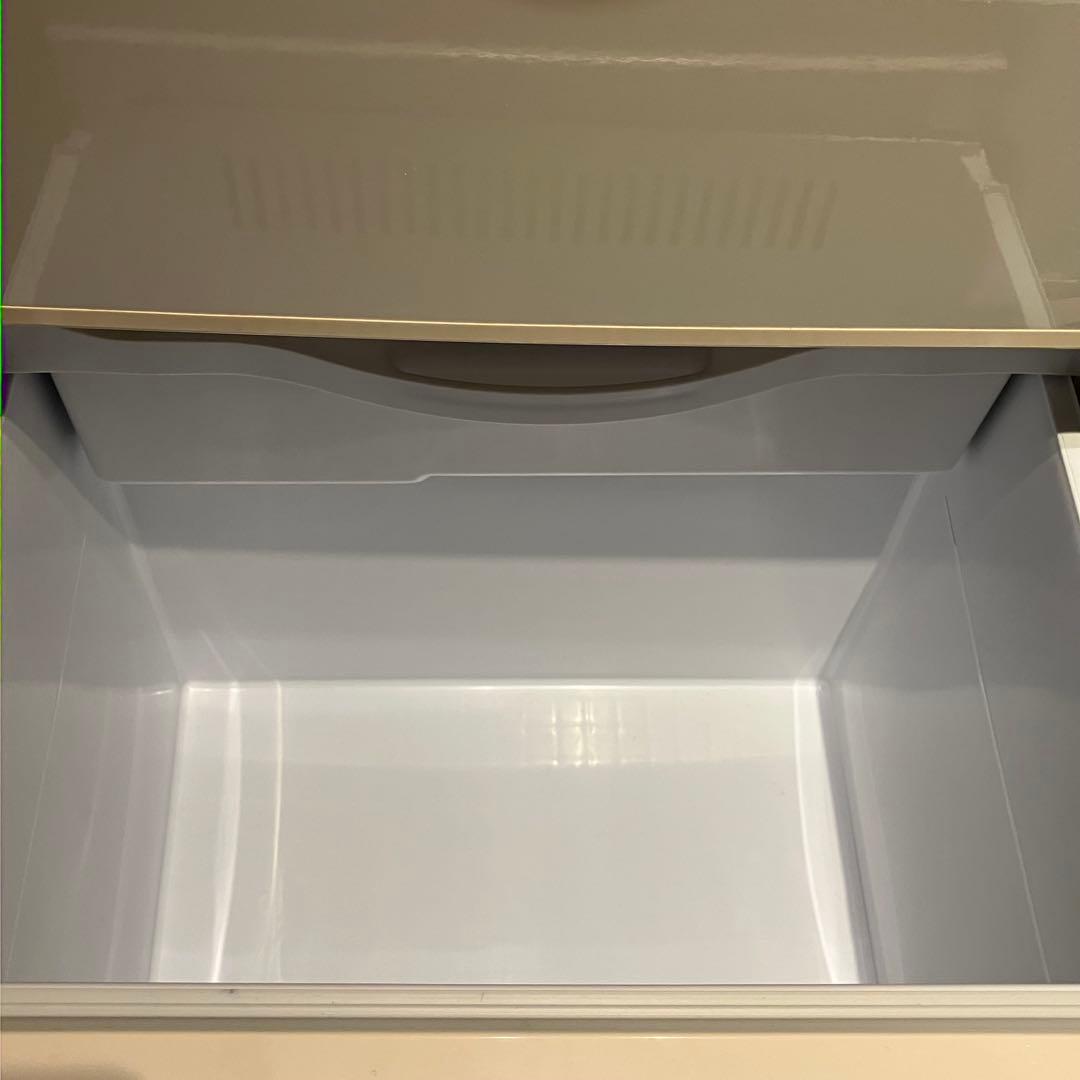 冷凍冷蔵庫 コンパクト3ドア 265L ベージュ レトロ 右開き日立 一人暮らし