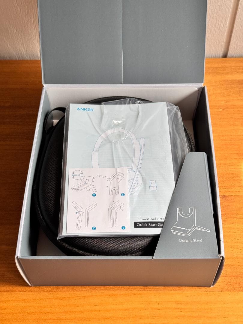 Anker PowerConf H700　専用スタンド／ケース／外箱付き