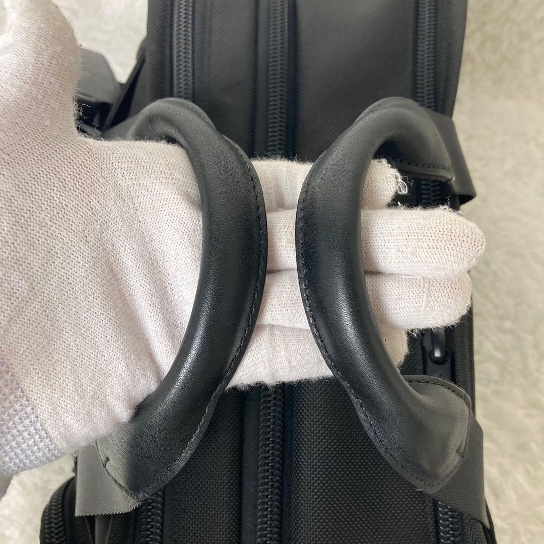 未使用級✨ TUMI アルファ エクスパンダブル　オーガナイザー ブリーフケース