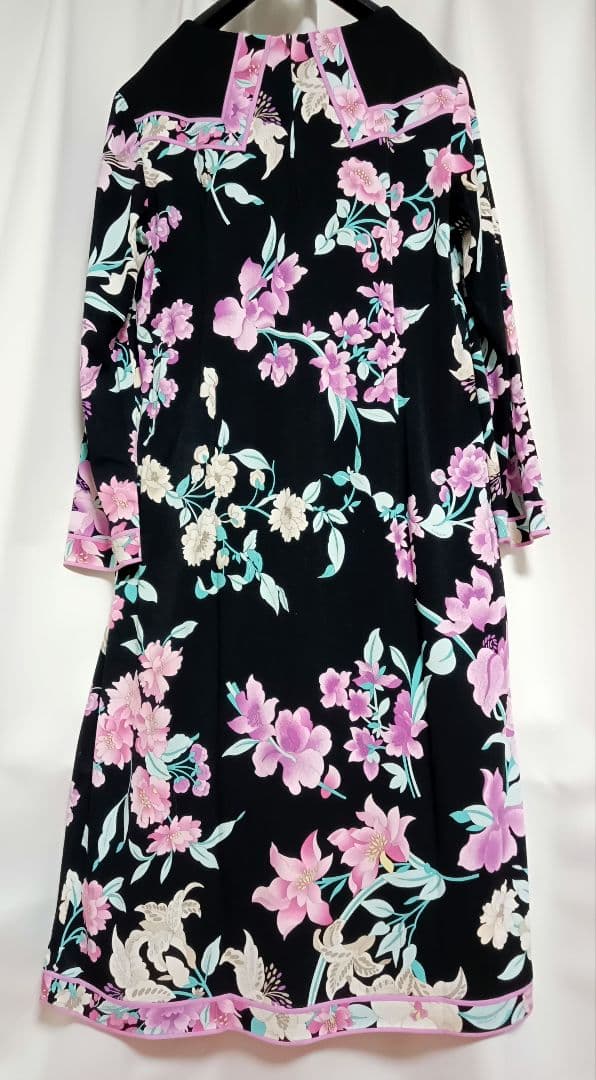 極美品　レオナール　七分袖　ワンピース　40