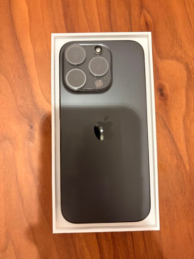 【ジャンク】iPhone15 Pro 128GB 部品取りにどうぞ