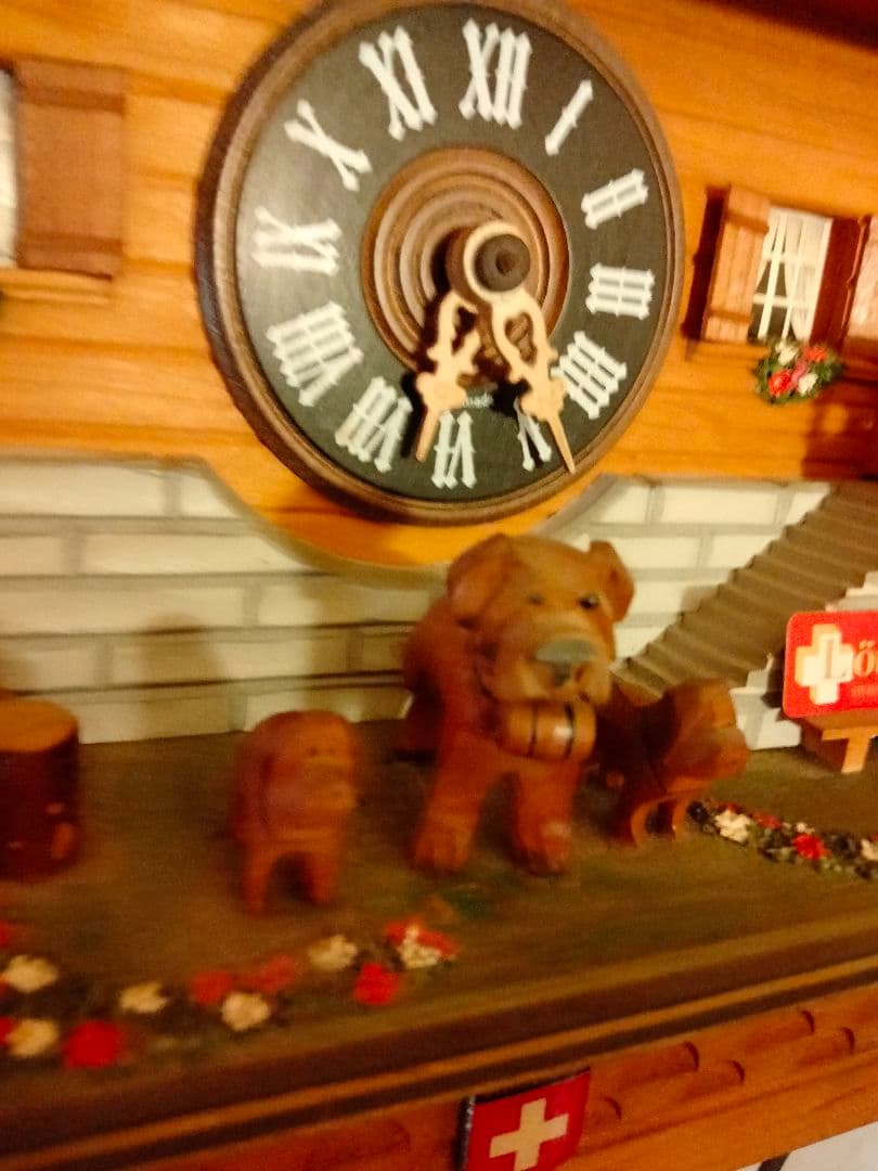 スイス製❥木製手作りククー時計 ❥直接手渡し限定