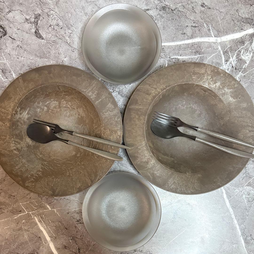 アエラス　ARAS 深皿・取り皿・カトラリーセット