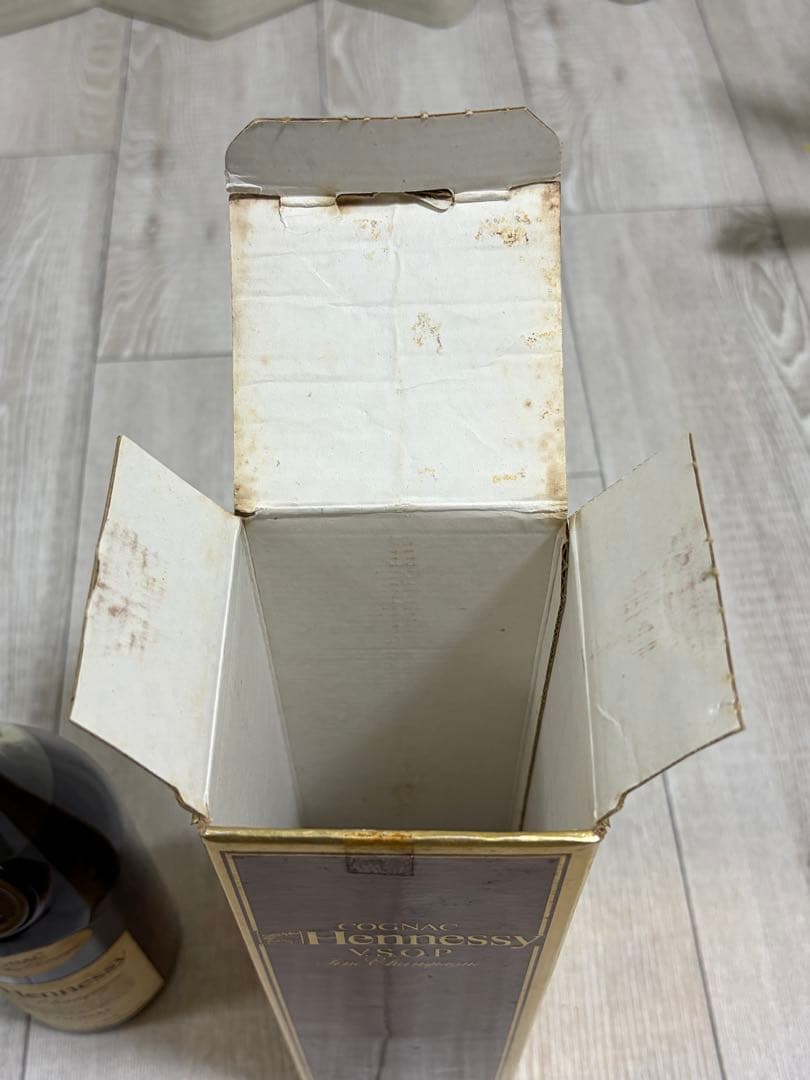 Hennessy ヘネシー VSOP コニャック 古酒 700ml 未開栓