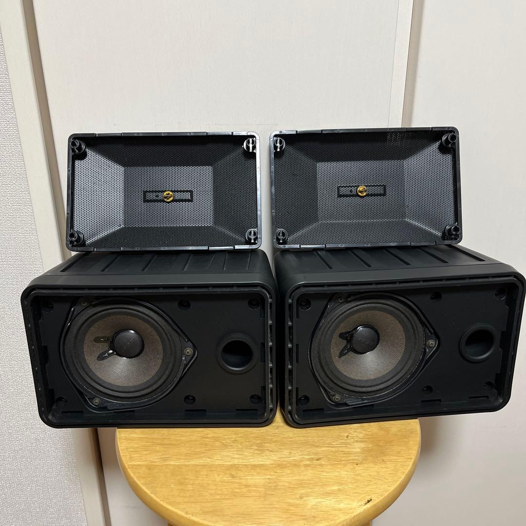 BOSE 101MM スピーカー２個※壁や天井取付専用のフック２セット付き