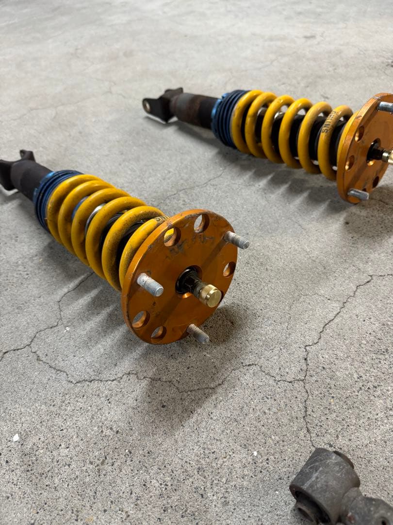 マツダRX-7 FD3S用の OHLINS サスペンション