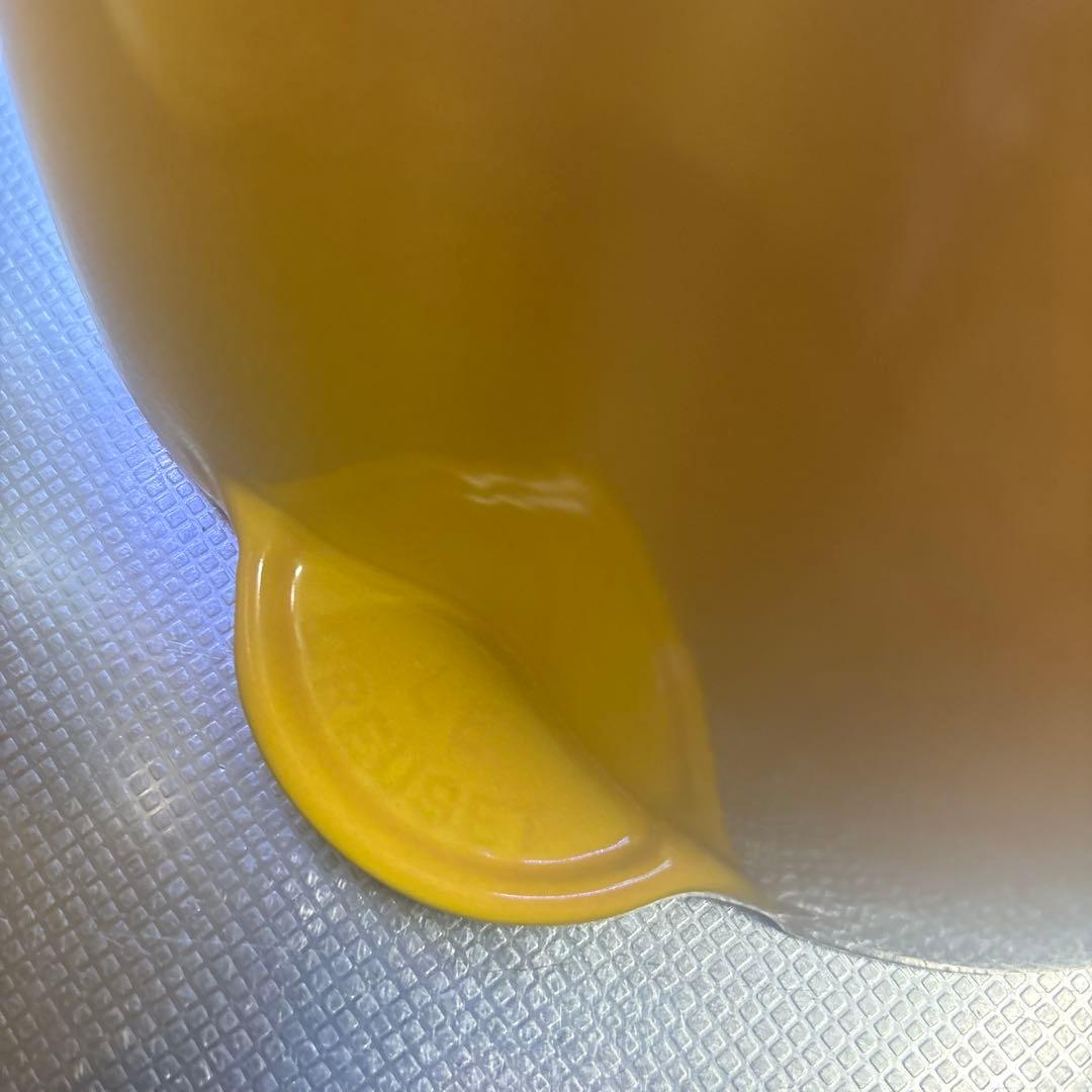 ルクルーゼ　イエローパプリカ　鍋