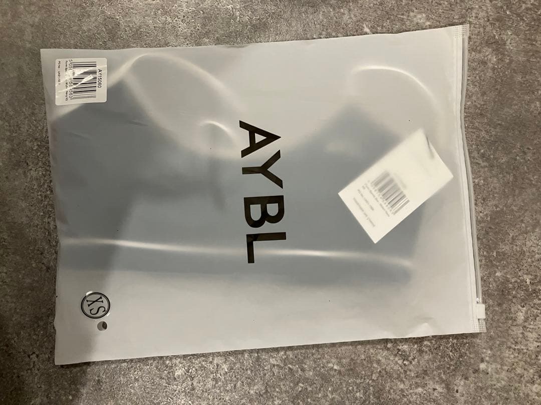 AYBL スポーツブラ XS