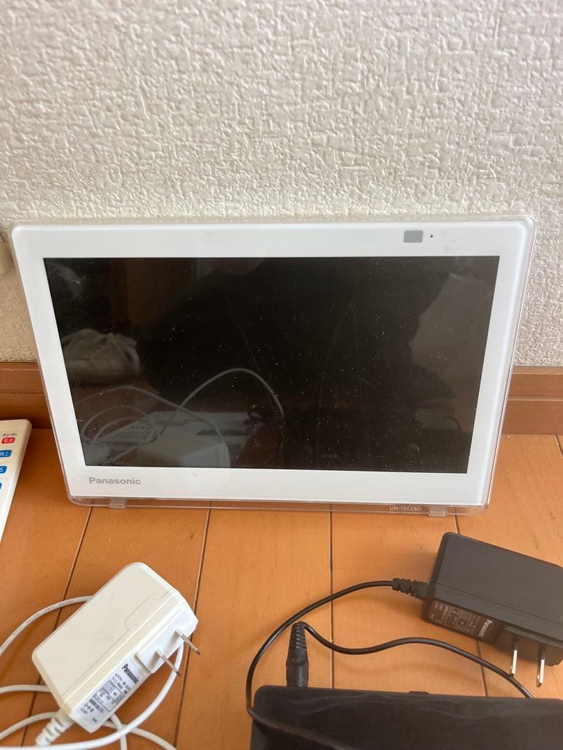 Panasonic ポータブルテレビ UN-10E8
