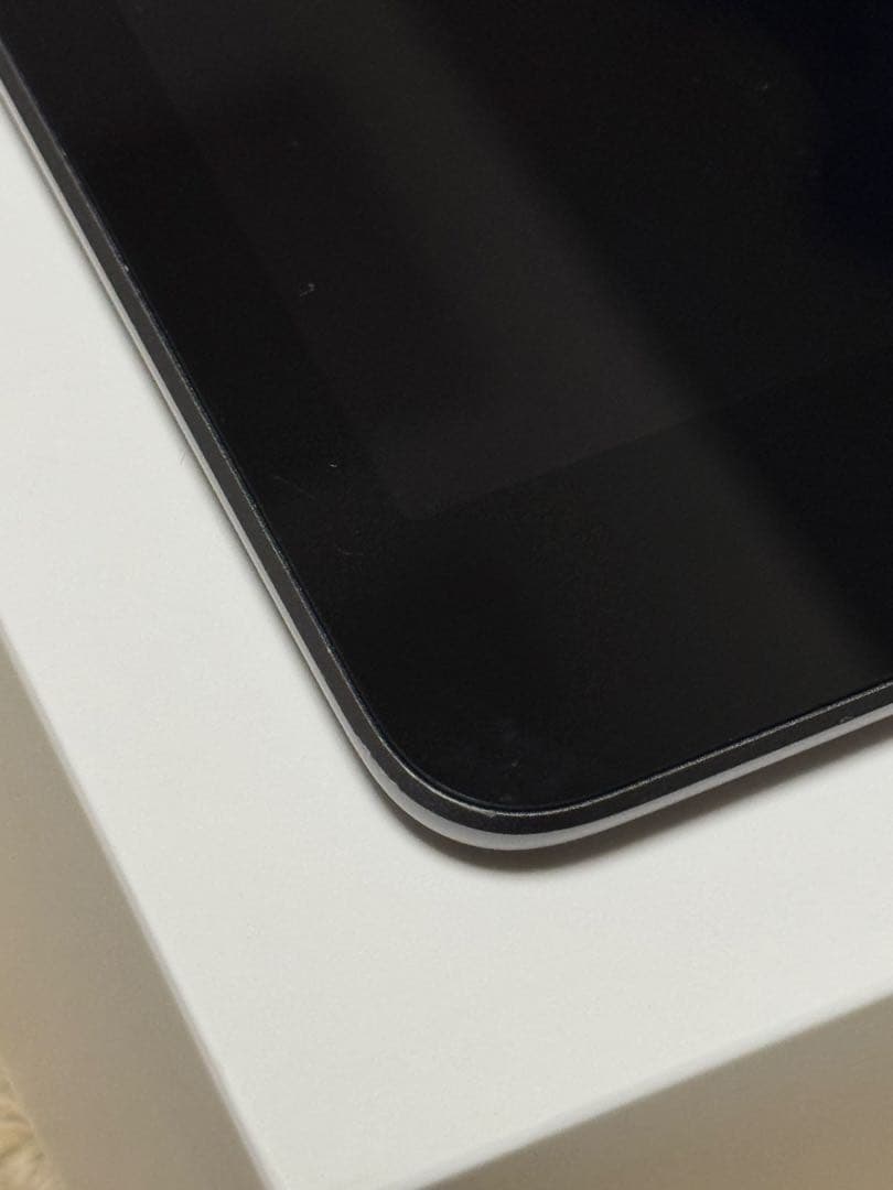 apple iPad 第8世代　32GB simフリー スペースグレー