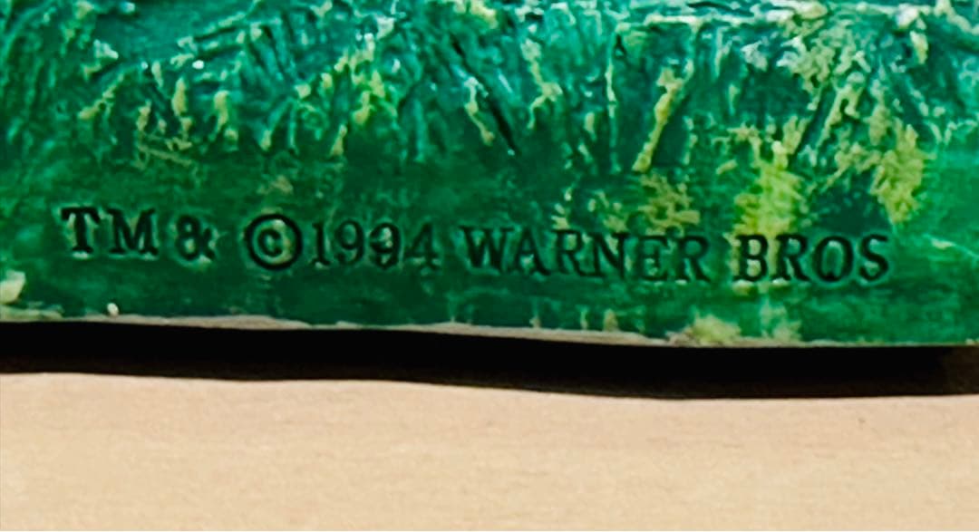 【LOONEY TUNES】ルーニー・テューンズ　バックスバニーブックスタンド