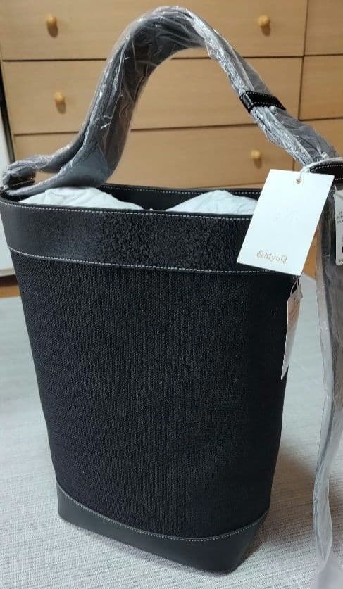 【うさ】＆MyuQアンドミューク ショルダーバッグ