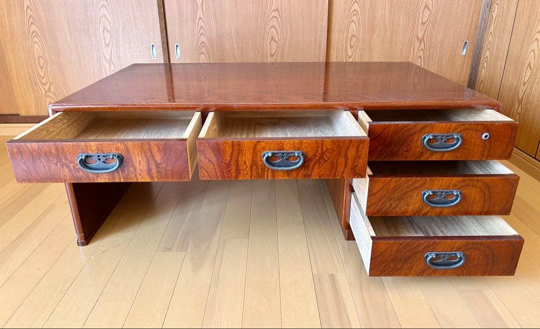 文豪気分を味わえる文机